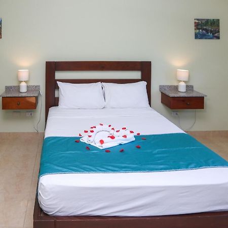 Anton Reef Hotel Sosua Exterior photo